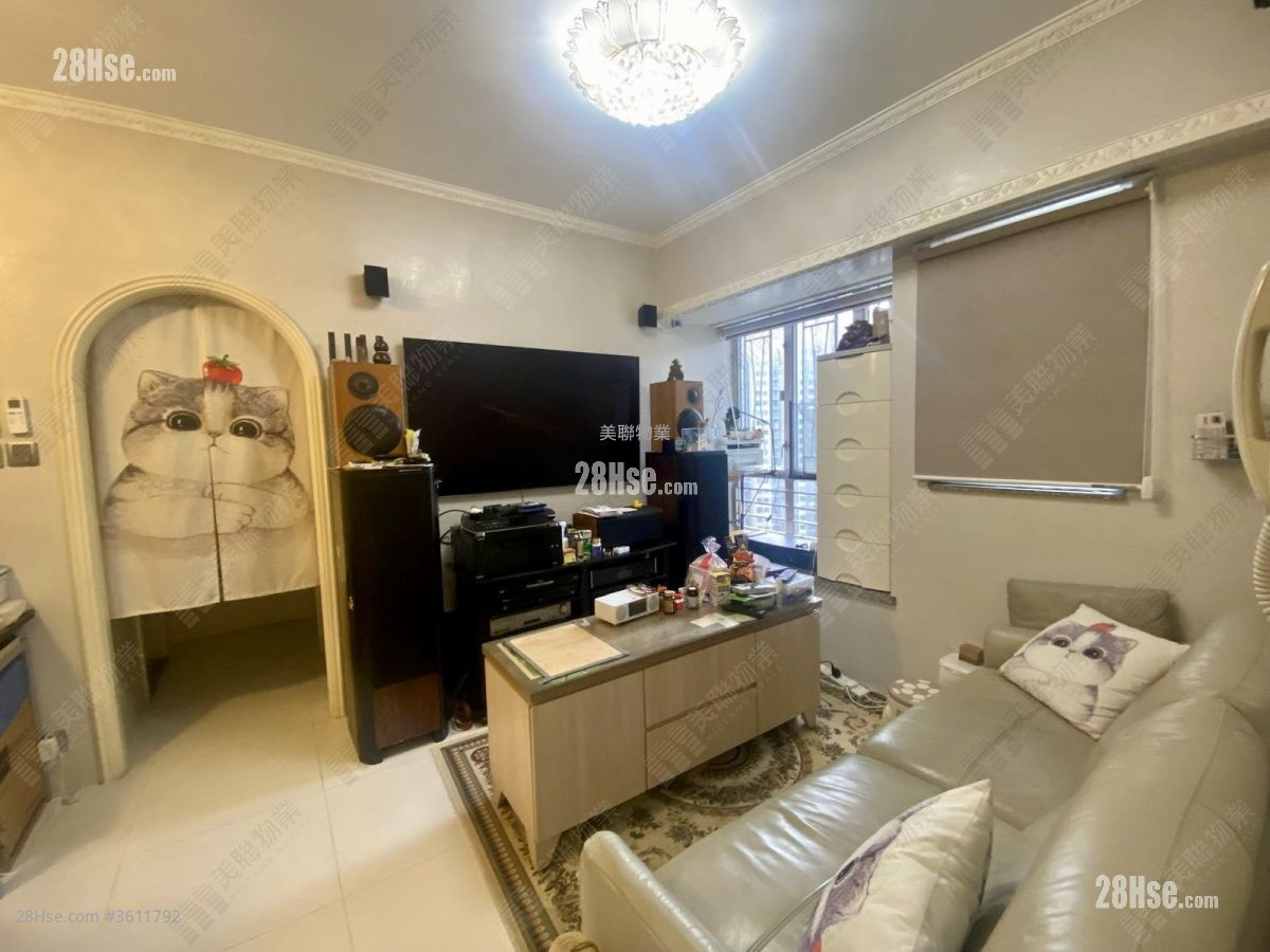 Tsuen Wan Plaza Sell 2 Bedrooms , 1 Bathroom 433 ft² Tsuen Wan Plaza Sell 2 Bedrooms , 1 Bathroom 433 ft²