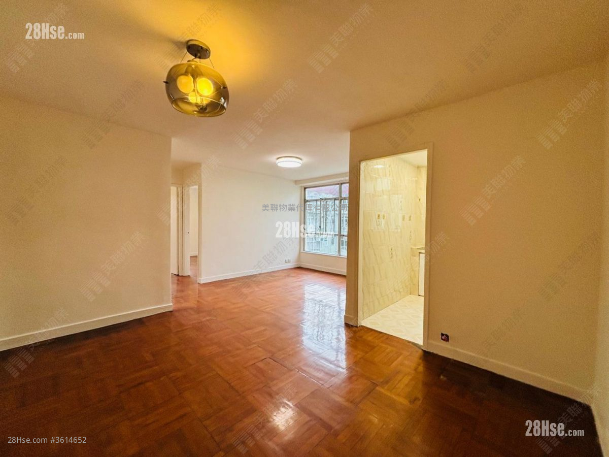 Mei Foo Sun Chuen Sell 3 Bedrooms , 1 Bathroom 654 ft² Mei Foo Sun Chuen Sell 3 Bedrooms , 1 Bathroom 654 ft²