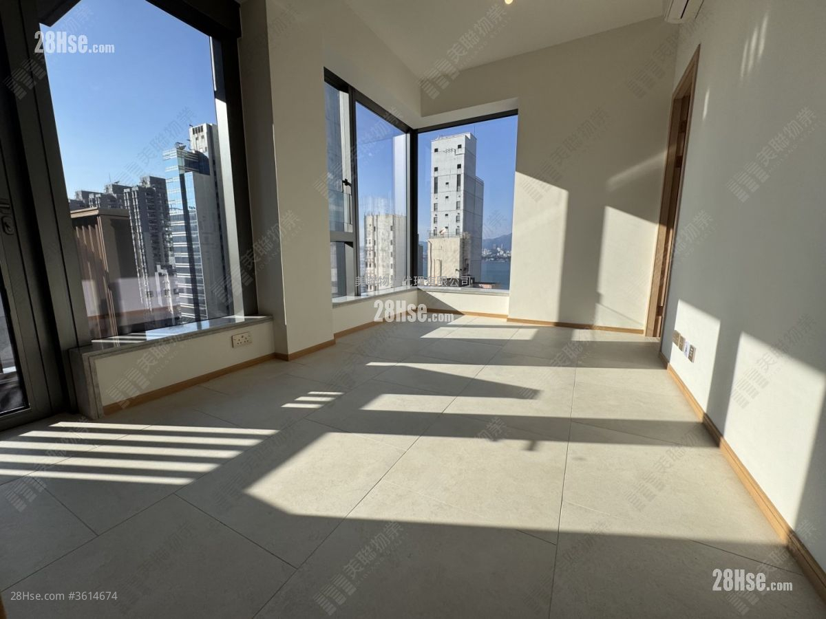 living room: 9 Eastern Street Rental 2 Bedrooms , 1 Bathroom 488 ft² living room: 9 Eastern Street Rental 2 Bedrooms , 1 Bathroom 488 ft²