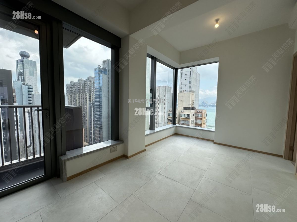 living room: 9 Eastern Street Rental 2 Bedrooms , 1 Bathroom 488 ft² living room: 9 Eastern Street Rental 2 Bedrooms , 1 Bathroom 488 ft²