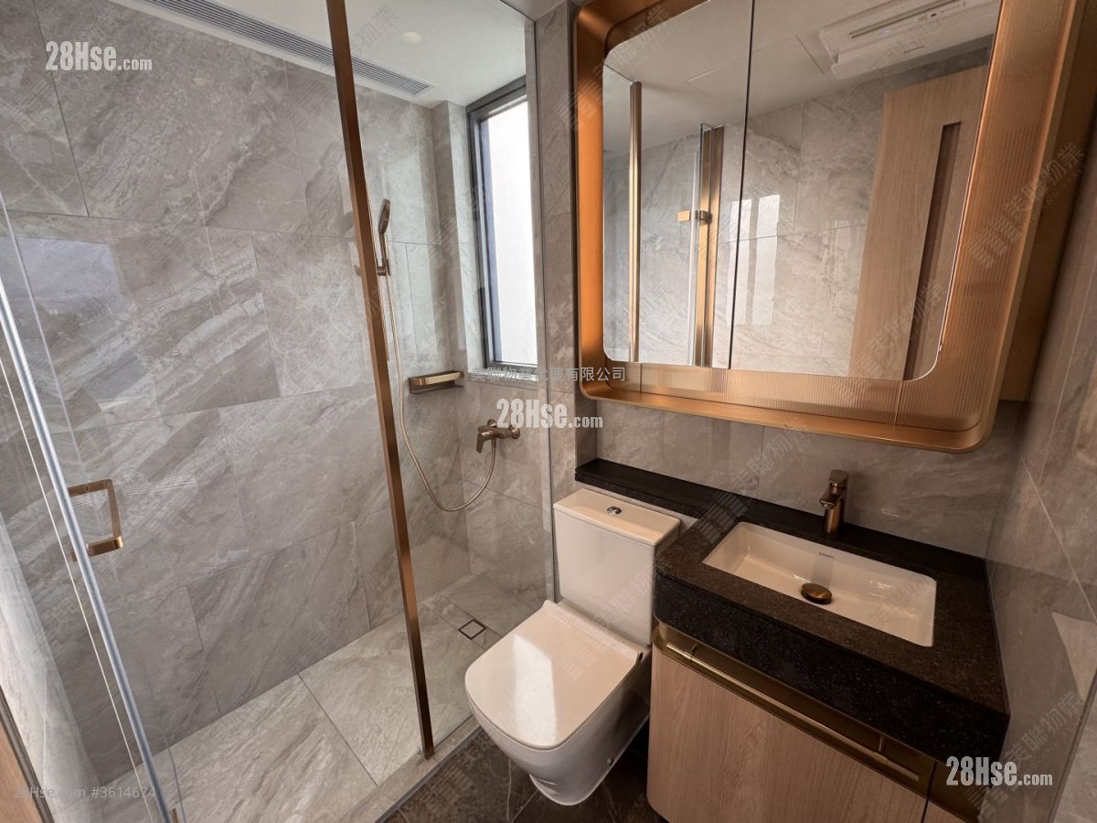 bathroom: 9 Eastern Street Rental 2 Bedrooms , 1 Bathroom 488 ft² bathroom: 9 Eastern Street Rental 2 Bedrooms , 1 Bathroom 488 ft²