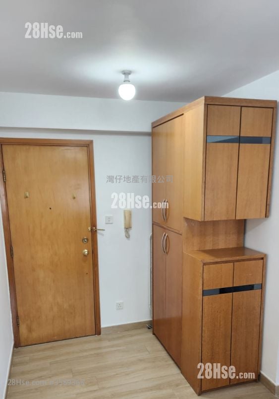 Brilliant Court Rental Studio , 1 Bathroom 203 ft²