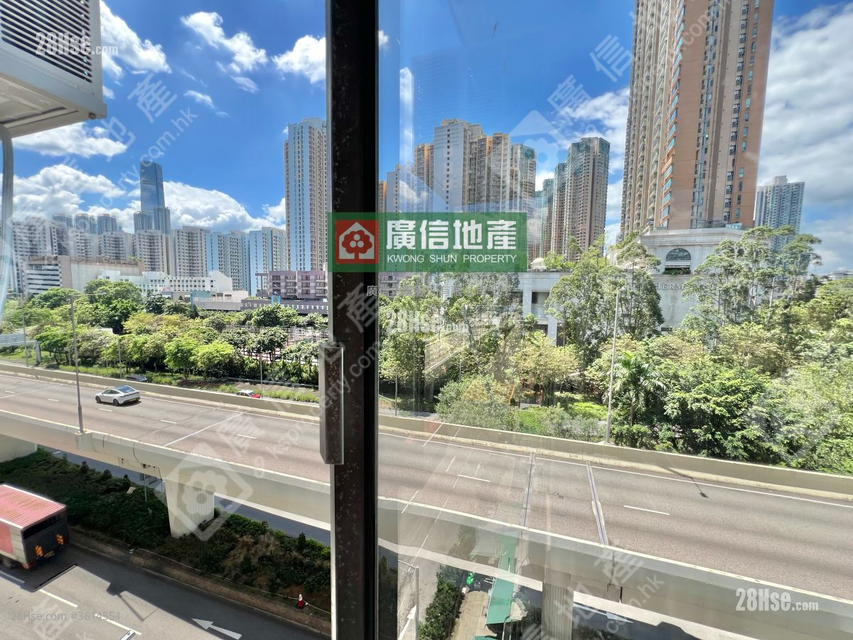 Shun King Building Sell 2 Bedrooms , 1 Bathroom 345 ft² Shun King Building Sell 2 Bedrooms , 1 Bathroom 345 ft²