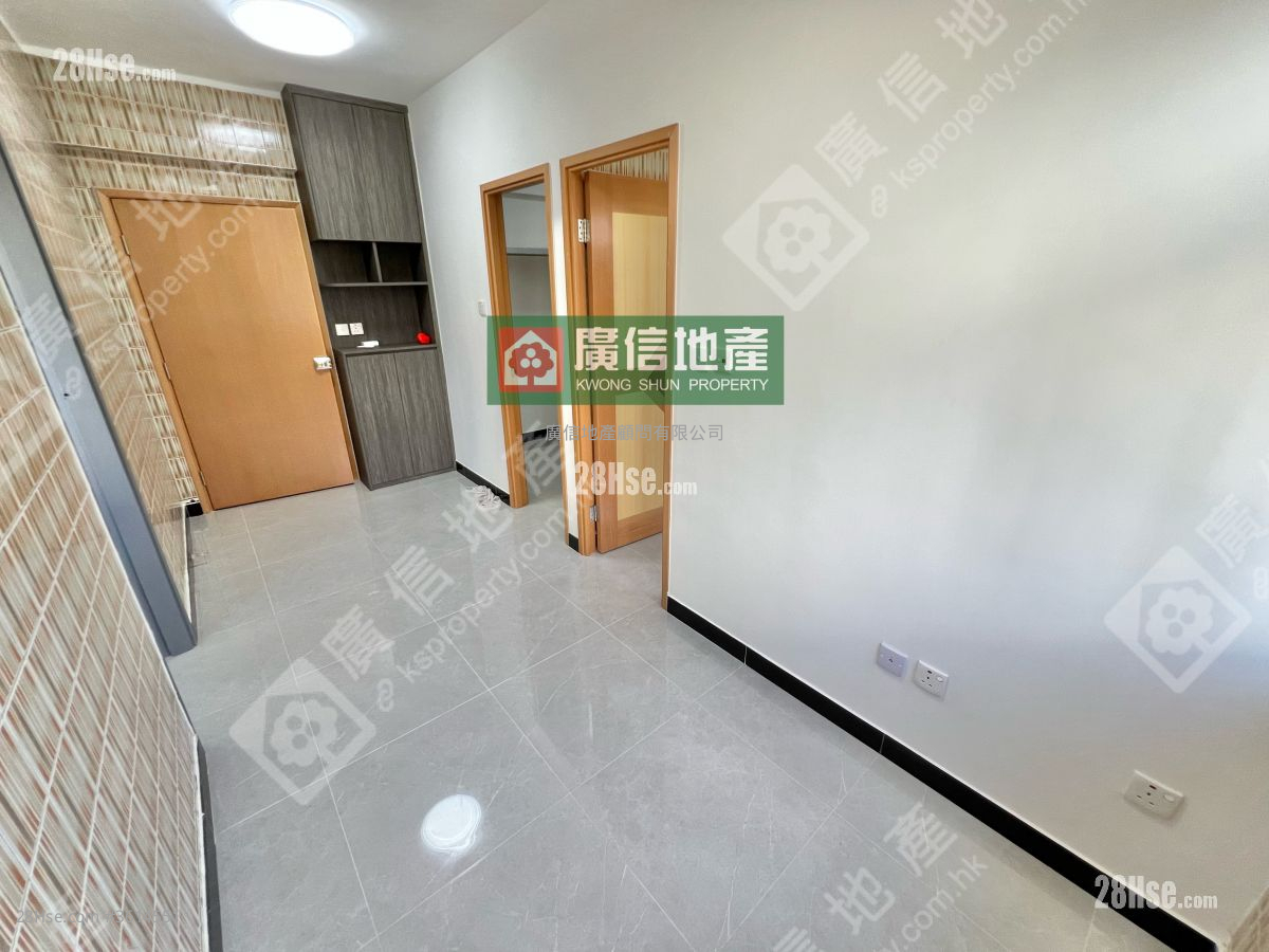 Shun King Building Sell 2 Bedrooms , 1 Bathroom 345 ft² Shun King Building Sell 2 Bedrooms , 1 Bathroom 345 ft²