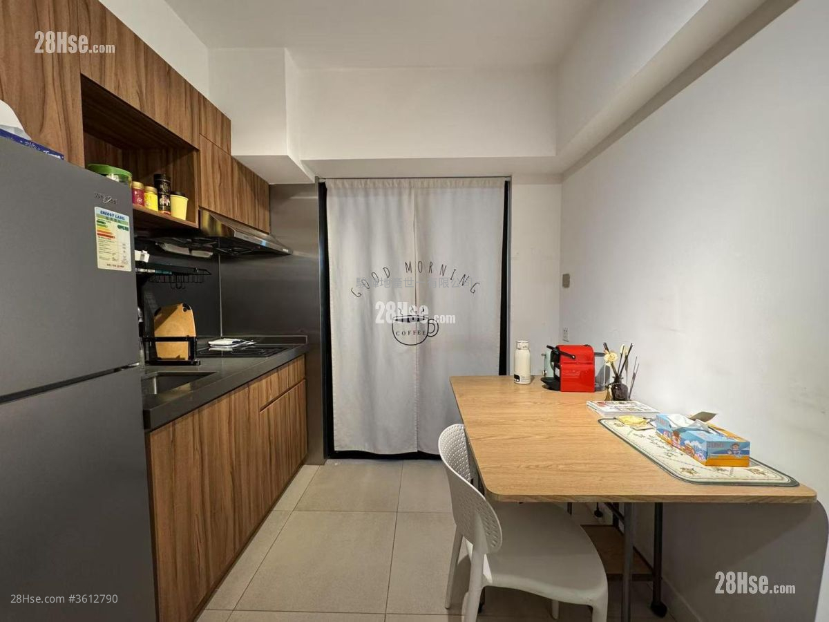 City 18 Rental 1 Bedroom , 1 Bathroom 281 ft²