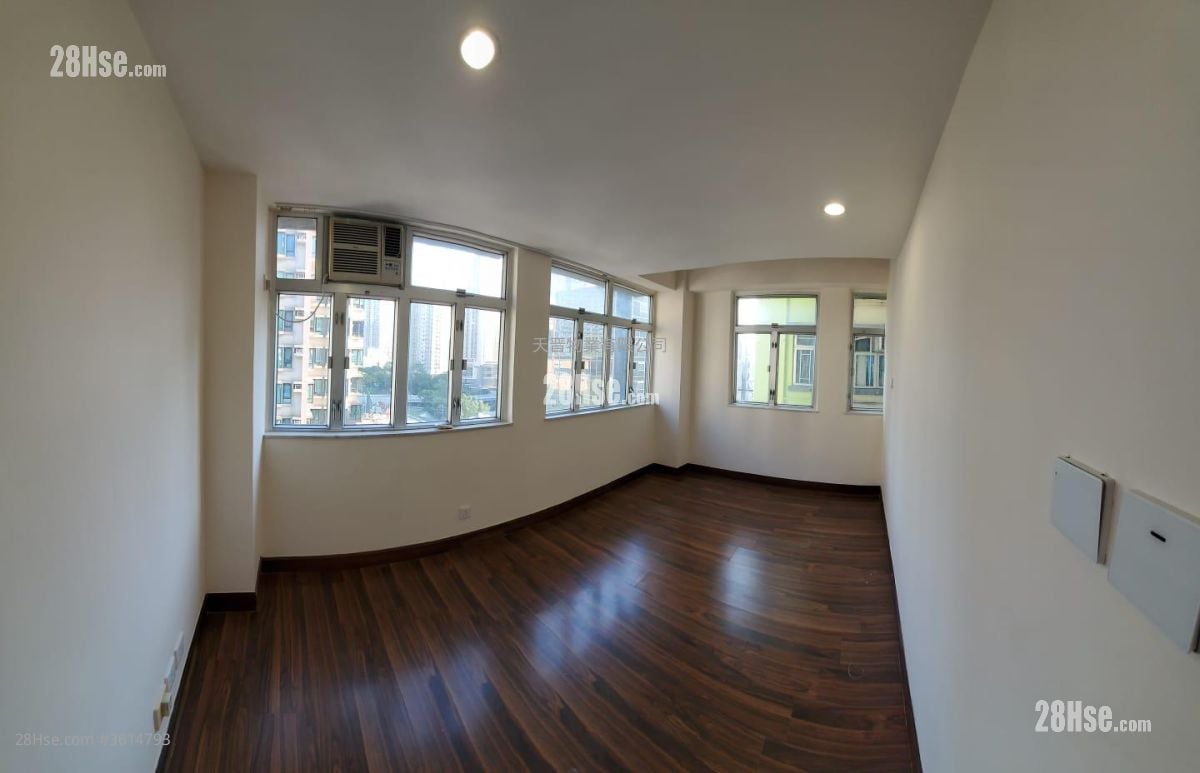 興華大廈 售盤 2 房 , 1 浴室 350 平方呎