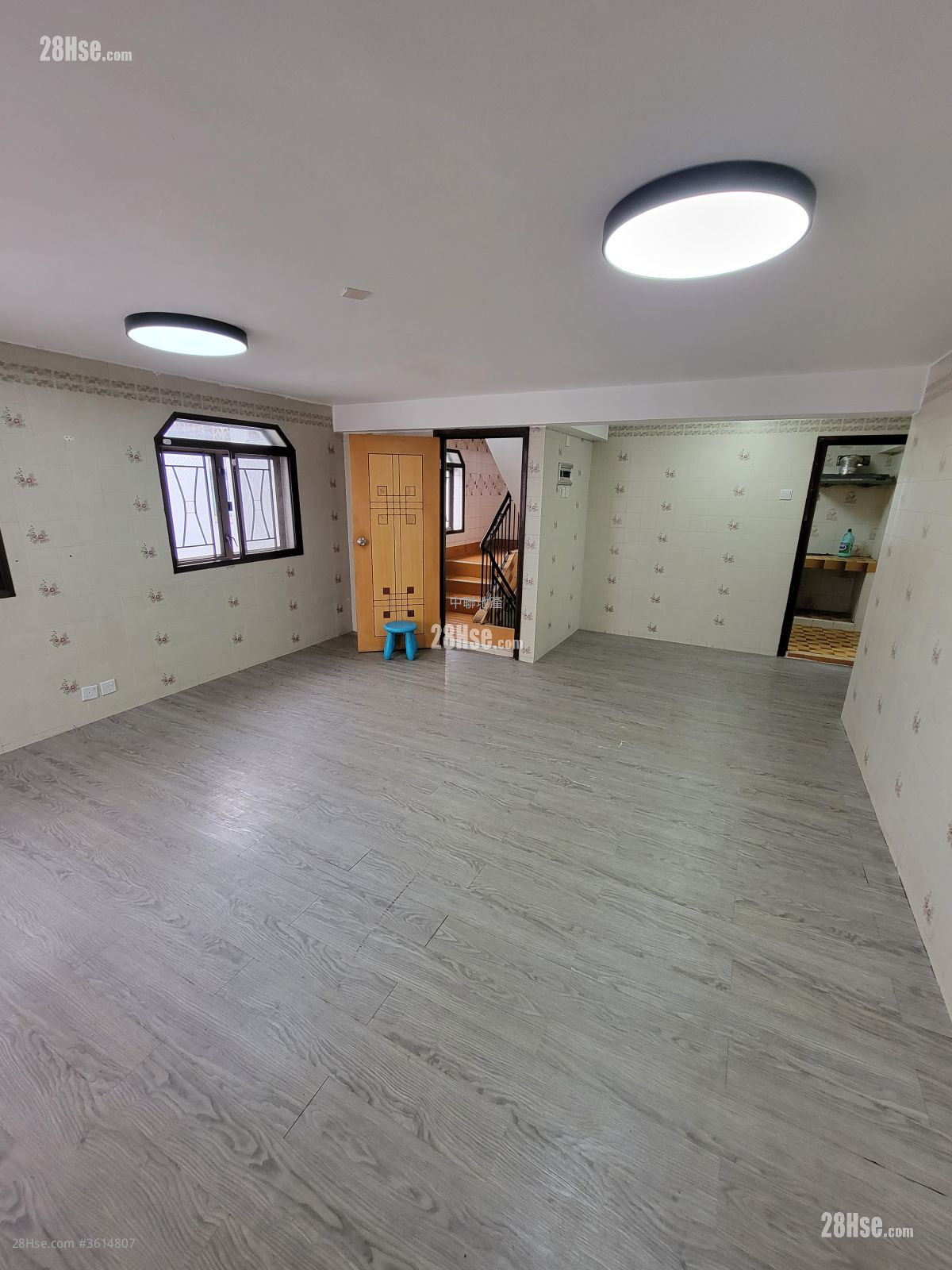 Village Rental 2 Bedrooms , 1 Bathroom 700 ft² Village Rental 2 Bedrooms , 1 Bathroom 700 ft²