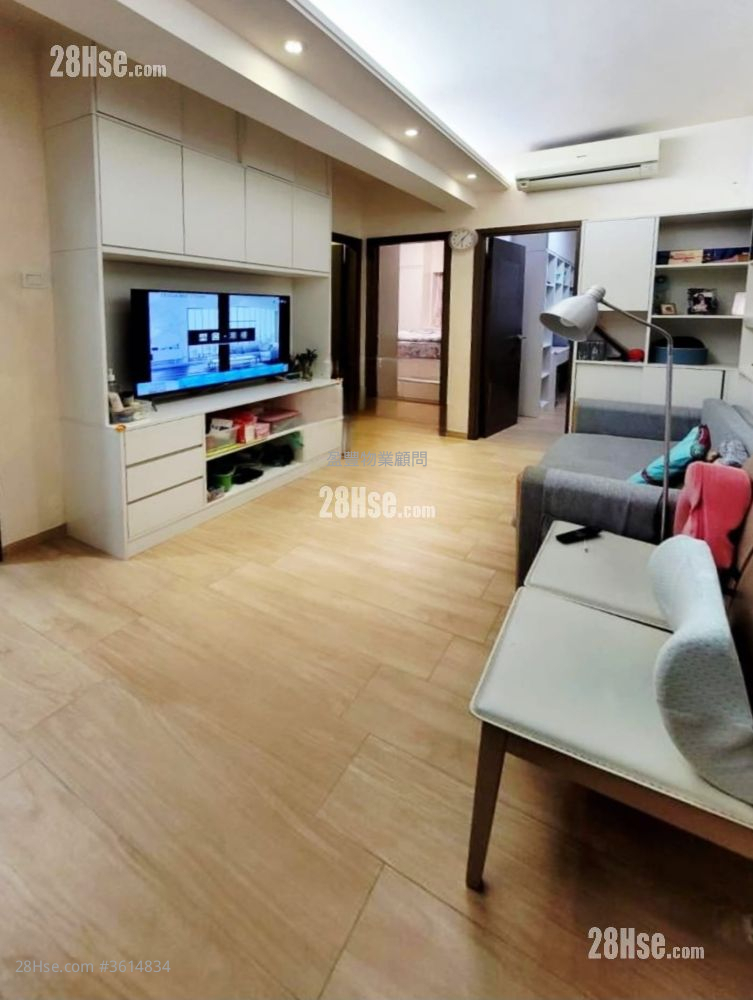 Tonnochy Towers Sell 2 Bedrooms , 1 Bathroom 419 ft² Tonnochy Towers Sell 2 Bedrooms , 1 Bathroom 419 ft²