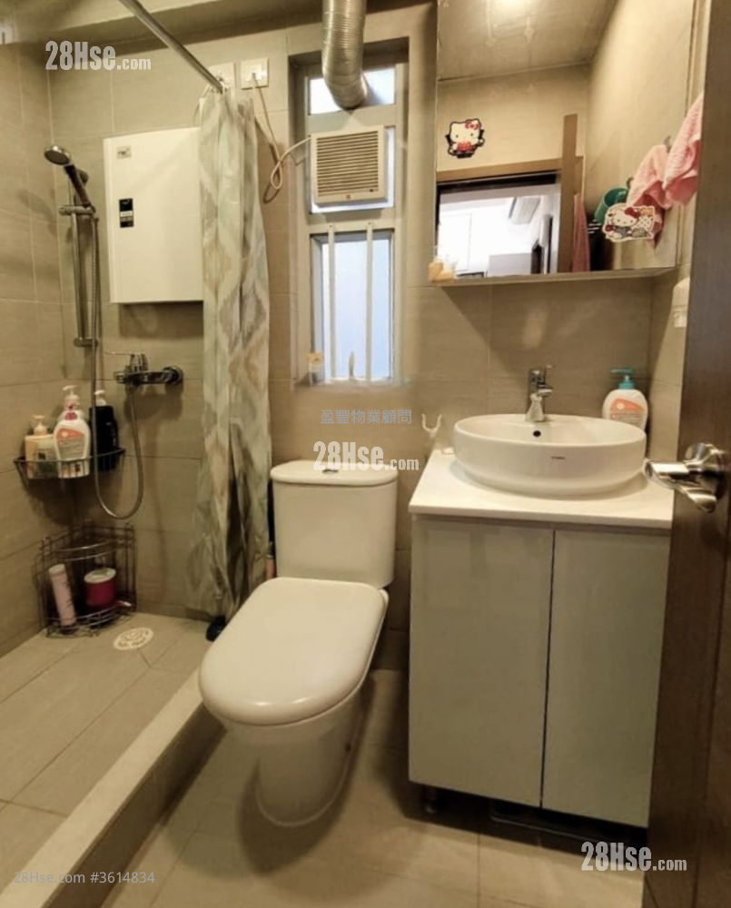 Tonnochy Towers Sell 2 Bedrooms , 1 Bathroom 419 ft² Tonnochy Towers Sell 2 Bedrooms , 1 Bathroom 419 ft²