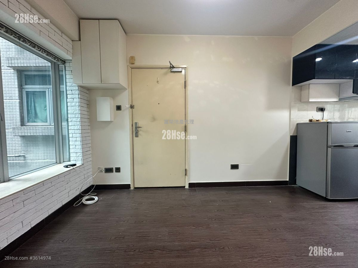 Fortune Crest Rental 2 Bedrooms , 1 Bathroom 268 ft² Fortune Crest Rental 2 Bedrooms , 1 Bathroom 268 ft²