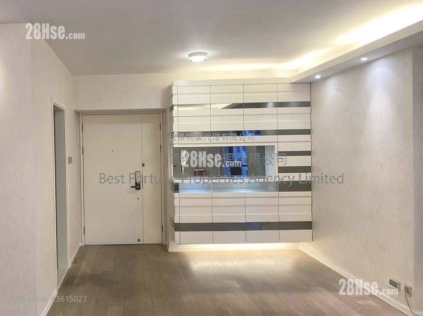 University Heights Sell 3 Bedrooms , 2 Bathrooms 790 ft² University Heights Sell 3 Bedrooms , 2 Bathrooms 790 ft²