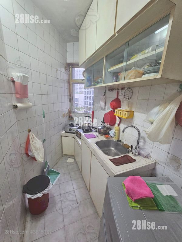 Kornhill Garden Sell 2 Bedrooms , 1 Bathroom 431 ft² Kornhill Garden Sell 2 Bedrooms , 1 Bathroom 431 ft²