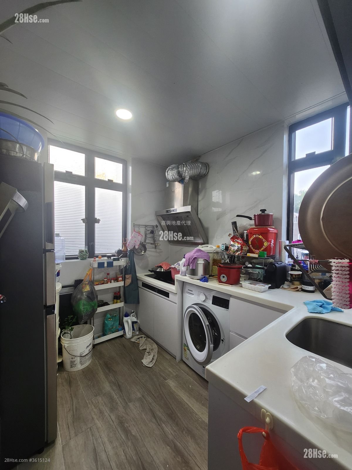 Village Sell 2 Bedrooms , 2 Bathrooms Village Sell 2 Bedrooms , 2 Bathrooms