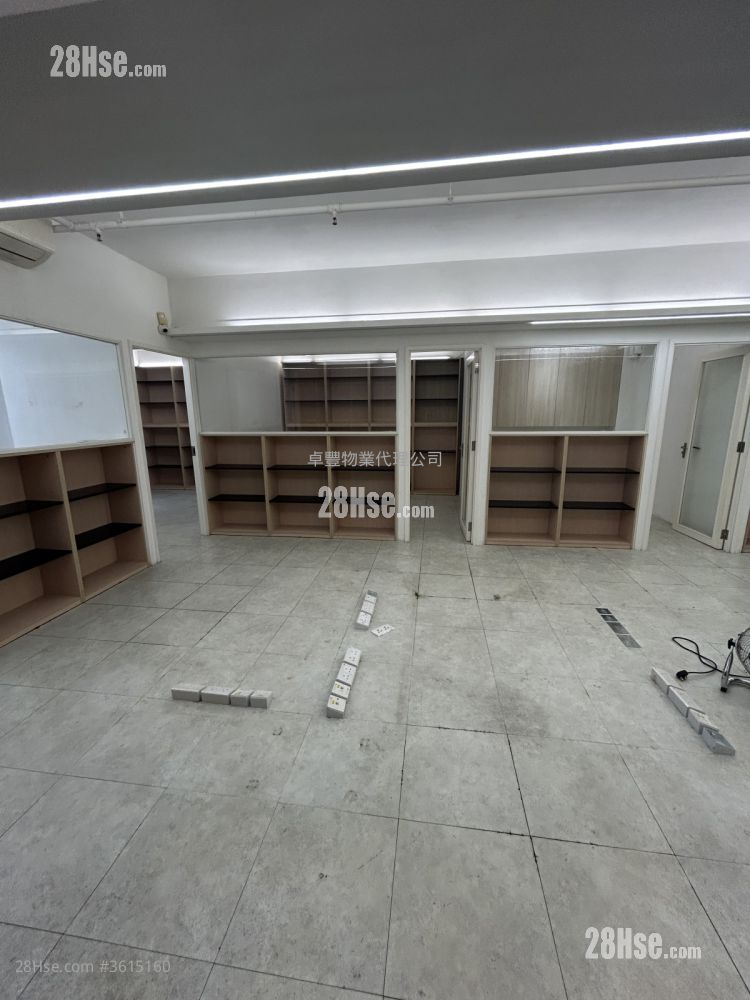 Elite Industrial Centre Rental 5+ Bedrooms , 3 Toilets 1,230 ft² Elite Industrial Centre Rental 5+ Bedrooms , 3 Toilets 1,230 ft²