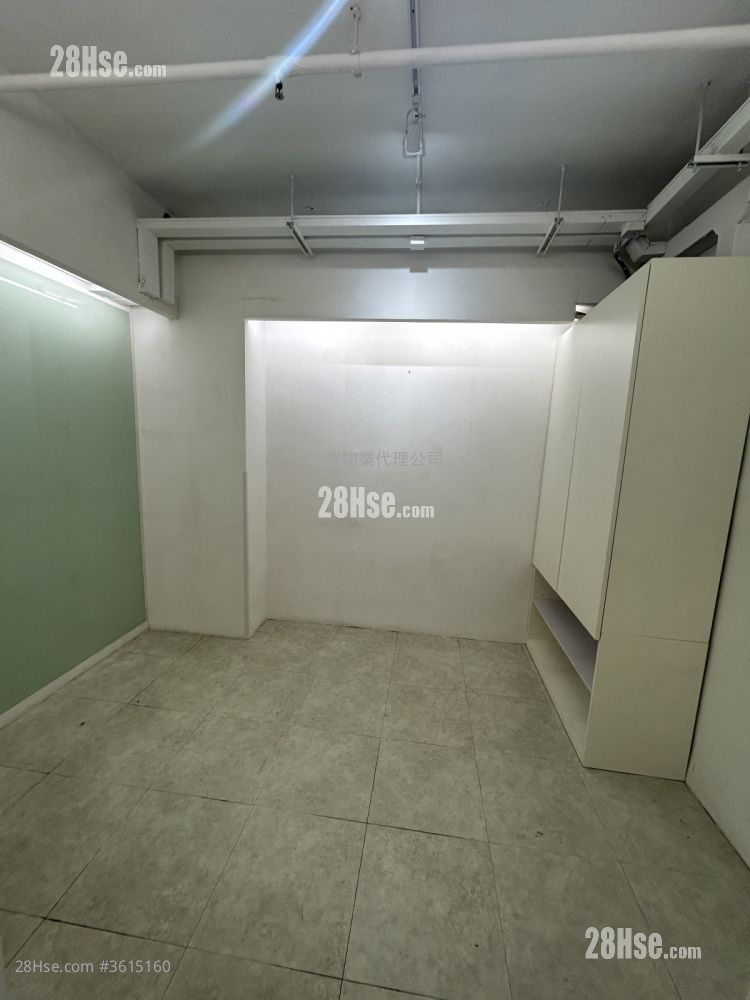 Elite Industrial Centre Rental 5+ Bedrooms , 3 Toilets 1,230 ft² Elite Industrial Centre Rental 5+ Bedrooms , 3 Toilets 1,230 ft²
