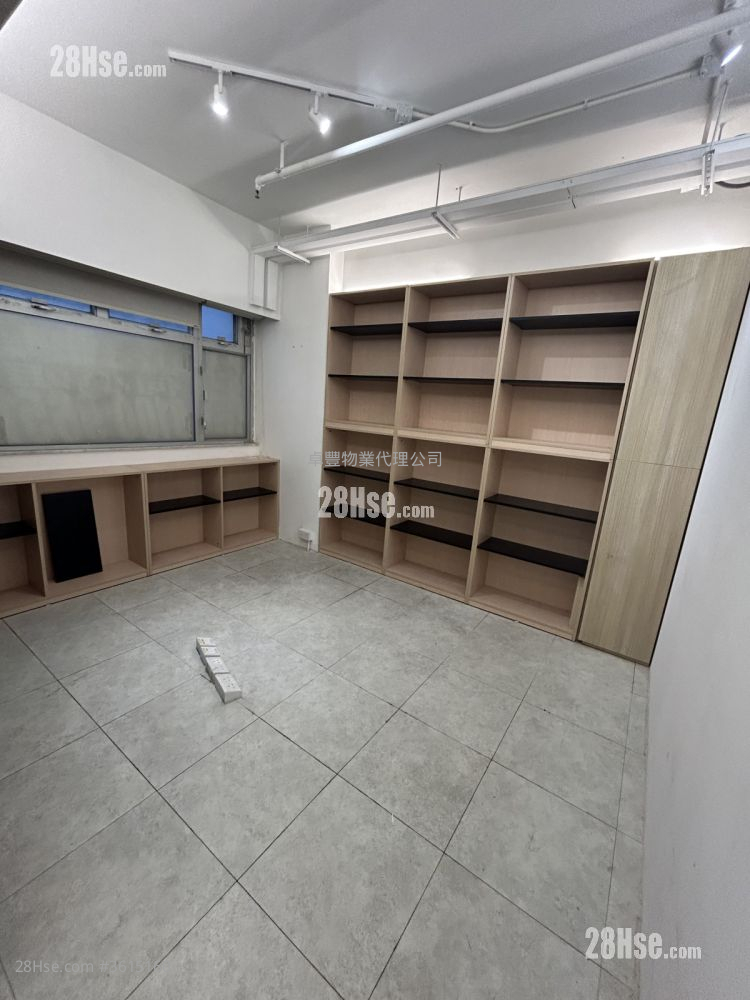 Elite Industrial Centre Rental 5+ Bedrooms , 3 Toilets 1,230 ft² Elite Industrial Centre Rental 5+ Bedrooms , 3 Toilets 1,230 ft²