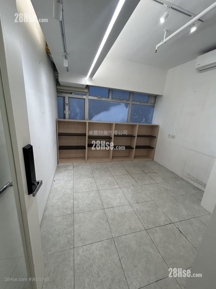 Elite Industrial Centre Rental 5+ Bedrooms , 3 Toilets 1,230 ft² Elite Industrial Centre Rental 5+ Bedrooms , 3 Toilets 1,230 ft²