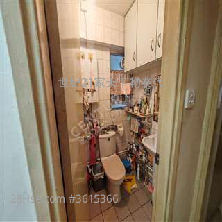 Charming Garden Sell 3 Bedrooms , 2 Bathrooms 592 ft² Charming Garden Sell 3 Bedrooms , 2 Bathrooms 592 ft²