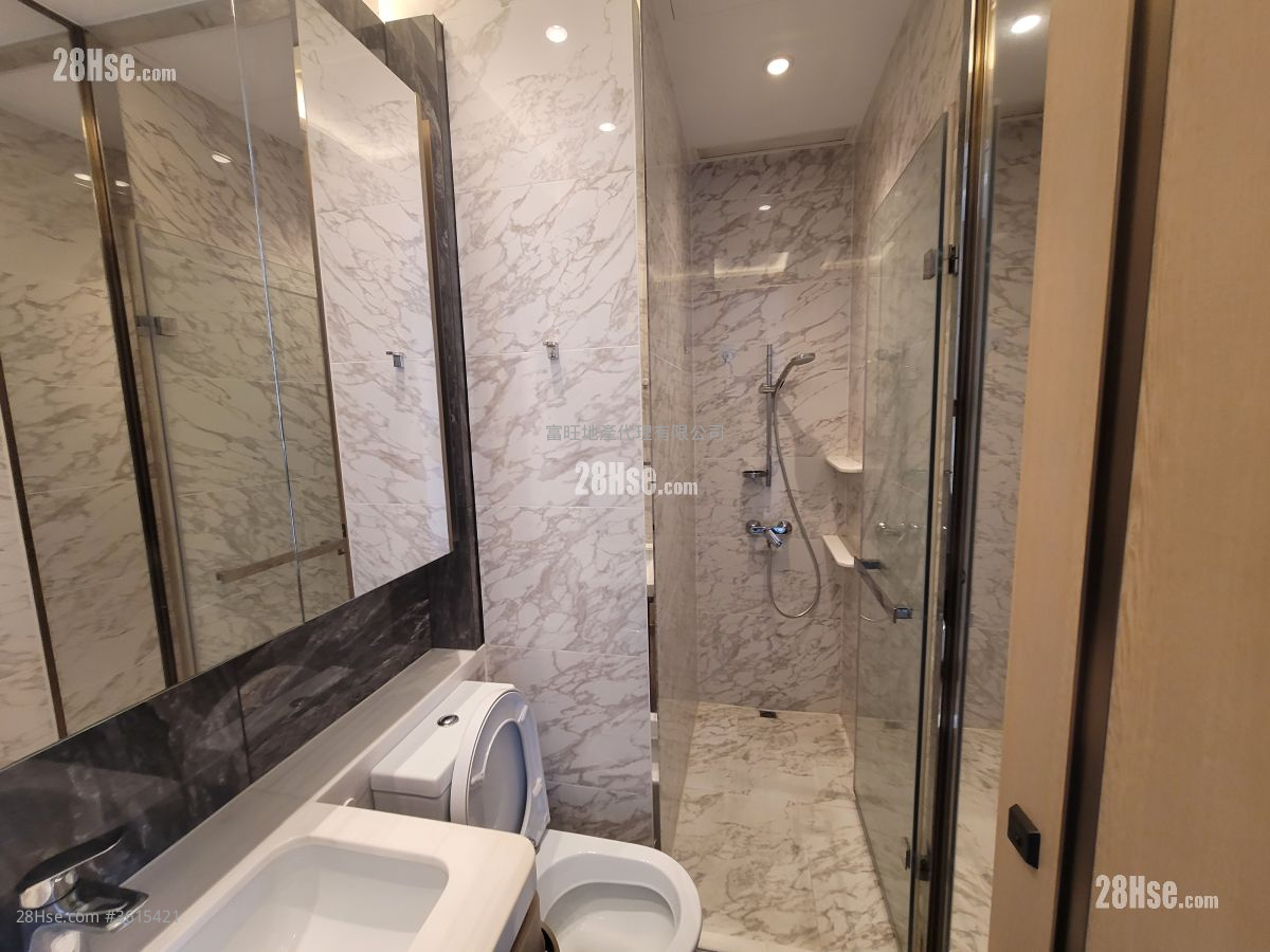 One Soho Rental 2 Bedrooms , 1 Bathroom 374 ft² One Soho Rental 2 Bedrooms , 1 Bathroom 374 ft²