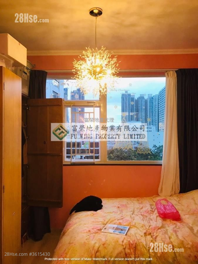 Chak Fung House Sell 2 Bedrooms , 1 Bathroom 558 ft² Chak Fung House Sell 2 Bedrooms , 1 Bathroom 558 ft²