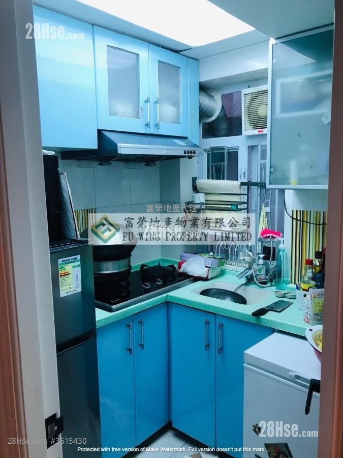 Chak Fung House Sell 2 Bedrooms , 1 Bathroom 558 ft² Chak Fung House Sell 2 Bedrooms , 1 Bathroom 558 ft²