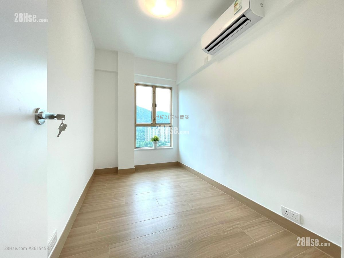 Hong Kong Gold Coast Rental 4 Bedrooms , 3 Bathrooms 1,020 ft² Hong Kong Gold Coast Rental 4 Bedrooms , 3 Bathrooms 1,020 ft²
