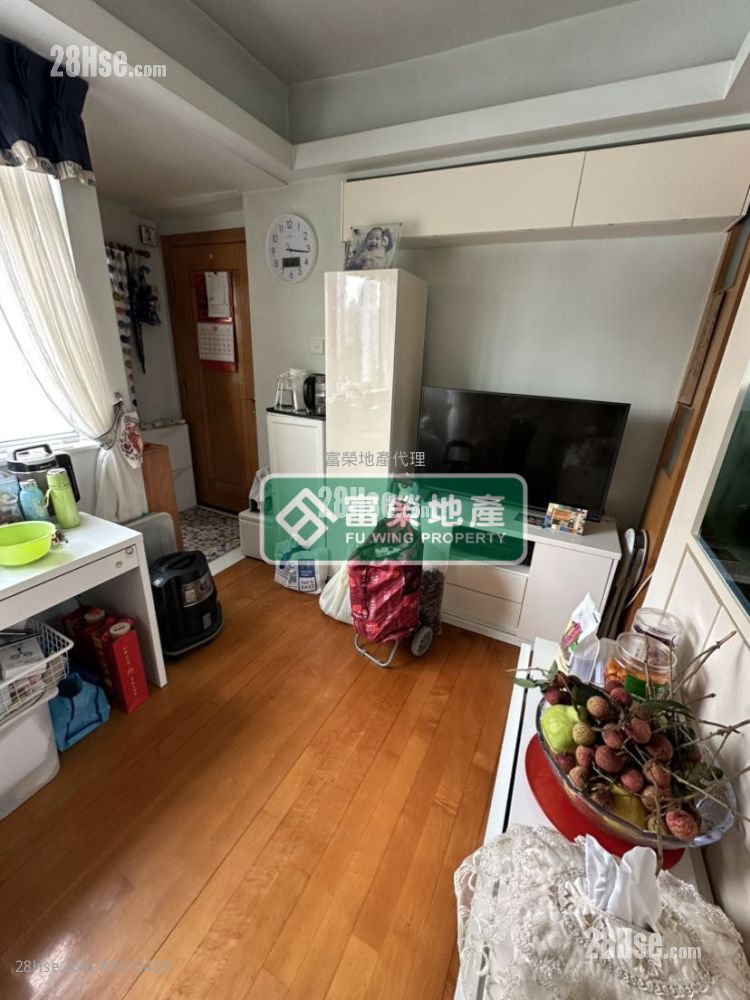 Ka Hing Court Sell 1 Bedroom 290 ft² Ka Hing Court Sell 1 Bedroom 290 ft²