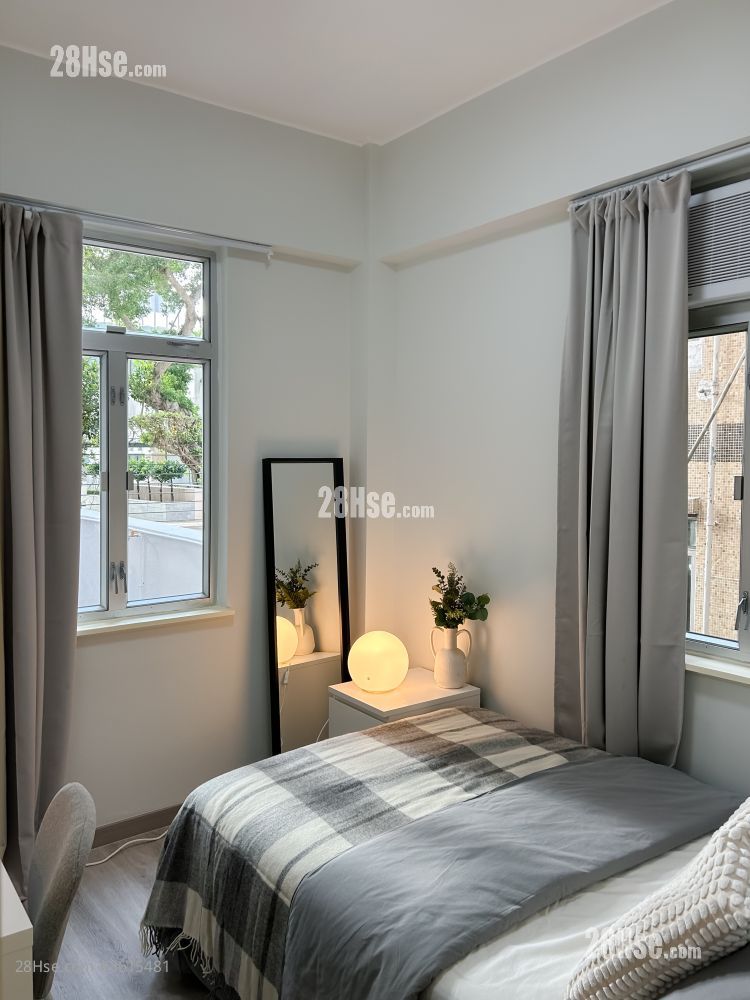 College View Mansion Rental 1 Bedroom , 1 Bathroom 70 ft² College View Mansion Rental 1 Bedroom , 1 Bathroom 70 ft²