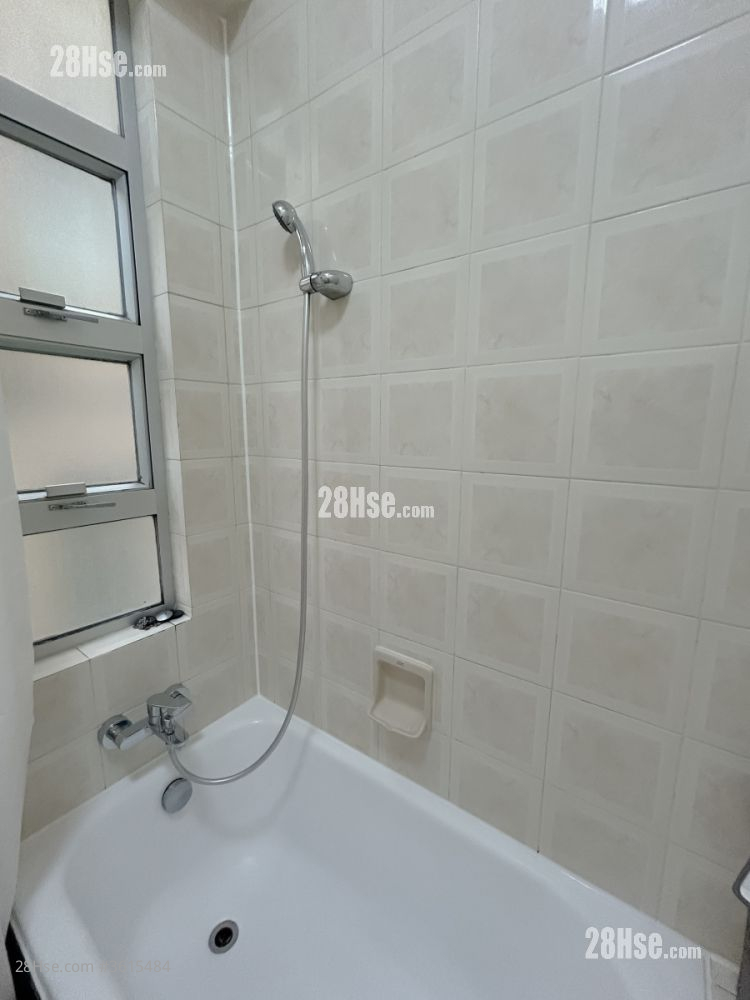 College View Mansion Rental 1 Bedroom , 1 Bathroom 105 ft² College View Mansion Rental 1 Bedroom , 1 Bathroom 105 ft²