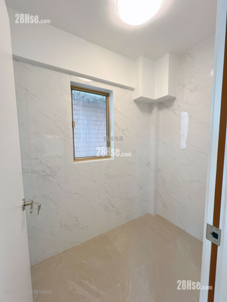 Hong Kong Gold Coast Rental 1,020 ft² Hong Kong Gold Coast Rental 1,020 ft²
