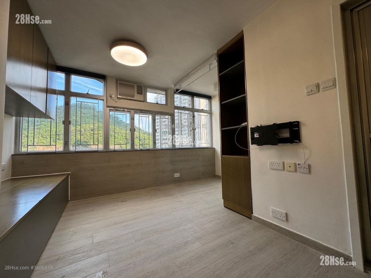 Hong Ying Court Rental 3 Bedrooms , 1 Bathroom Hong Ying Court Rental 3 Bedrooms , 1 Bathroom
