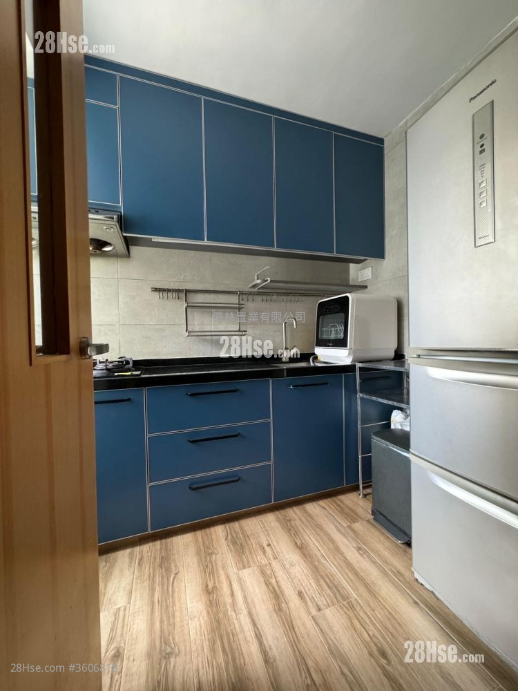 Hong Ying Court Rental 3 Bedrooms , 1 Bathroom Hong Ying Court Rental 3 Bedrooms , 1 Bathroom