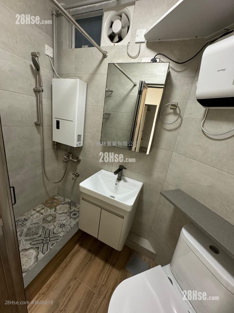 Hong Ying Court Rental 3 Bedrooms , 1 Bathroom Hong Ying Court Rental 3 Bedrooms , 1 Bathroom