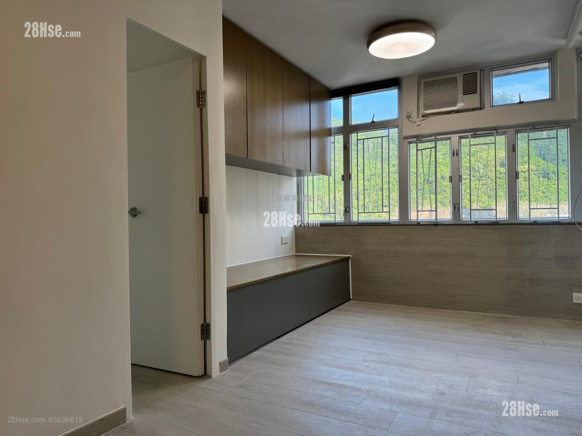 Hong Ying Court Rental 3 Bedrooms , 1 Bathroom Hong Ying Court Rental 3 Bedrooms , 1 Bathroom
