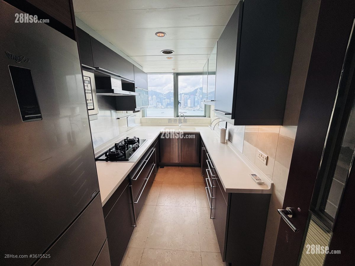 The Harbourside Rental 3 Bedrooms , 2 Bathrooms 1,049 ft² The Harbourside Rental 3 Bedrooms , 2 Bathrooms 1,049 ft²