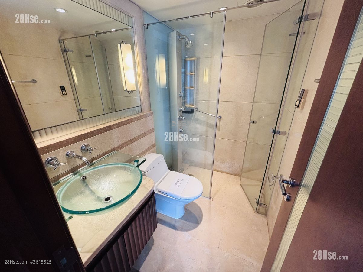 The Harbourside Rental 3 Bedrooms , 2 Bathrooms 1,049 ft² The Harbourside Rental 3 Bedrooms , 2 Bathrooms 1,049 ft²