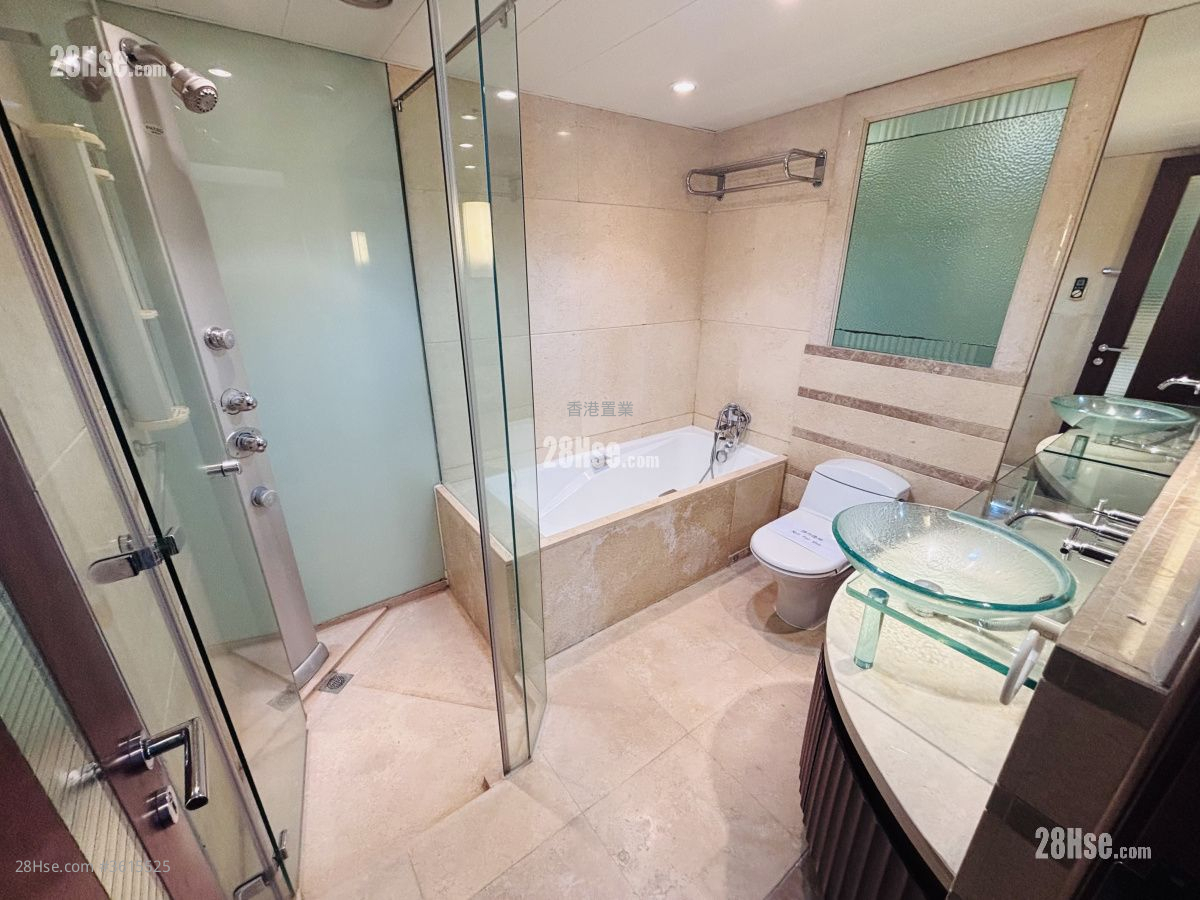 The Harbourside Rental 3 Bedrooms , 2 Bathrooms 1,049 ft² The Harbourside Rental 3 Bedrooms , 2 Bathrooms 1,049 ft²