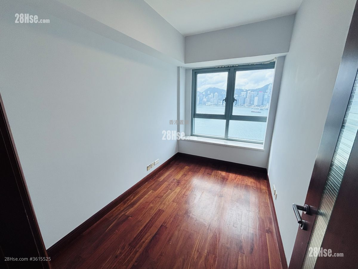 The Harbourside Rental 3 Bedrooms , 2 Bathrooms 1,049 ft² The Harbourside Rental 3 Bedrooms , 2 Bathrooms 1,049 ft²