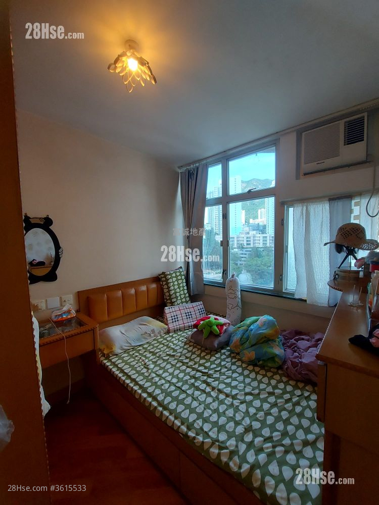 Fung Chuen Court Sell 2 Bedrooms , 1 Bathroom 407 ft² Fung Chuen Court Sell 2 Bedrooms , 1 Bathroom 407 ft²