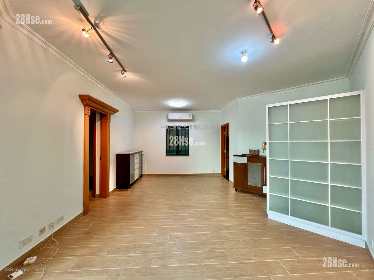 Villa Esplanada Sell 4 Bedrooms 863 ft² Villa Esplanada Sell 4 Bedrooms 863 ft²