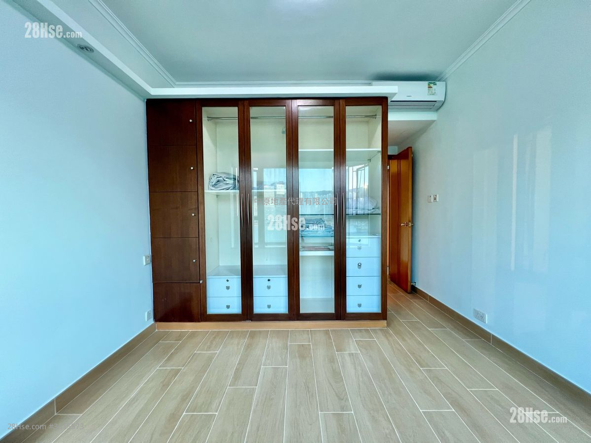 Villa Esplanada Sell 4 Bedrooms 863 ft² Villa Esplanada Sell 4 Bedrooms 863 ft²