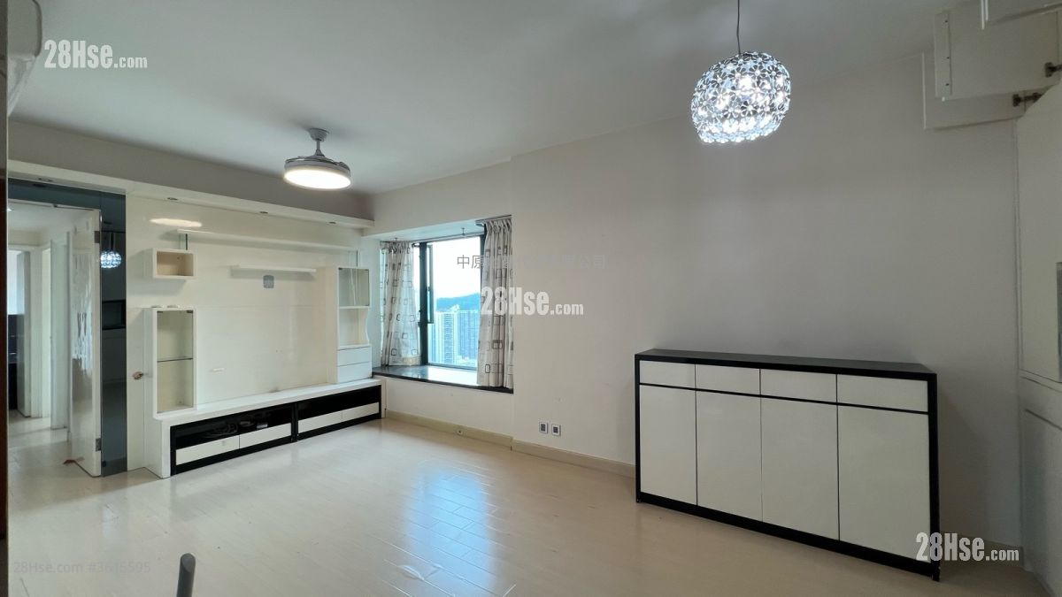 Villa Esplanada Sell 3 Bedrooms , 2 Bathrooms 684 ft² Villa Esplanada Sell 3 Bedrooms , 2 Bathrooms 684 ft²