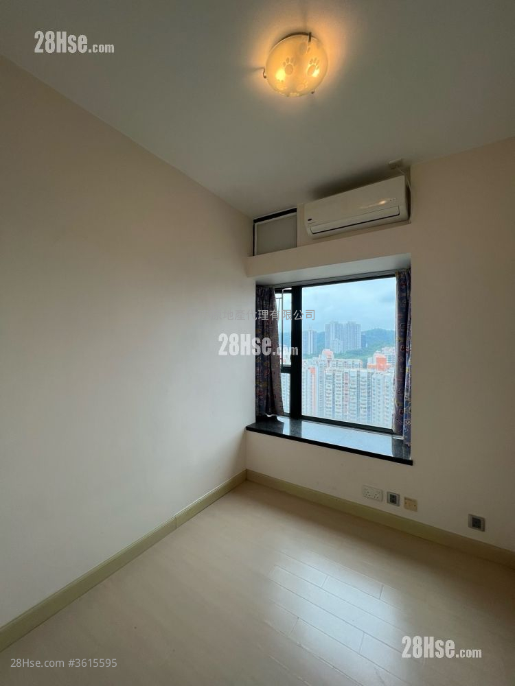 Villa Esplanada Sell 3 Bedrooms , 2 Bathrooms 684 ft² Villa Esplanada Sell 3 Bedrooms , 2 Bathrooms 684 ft²