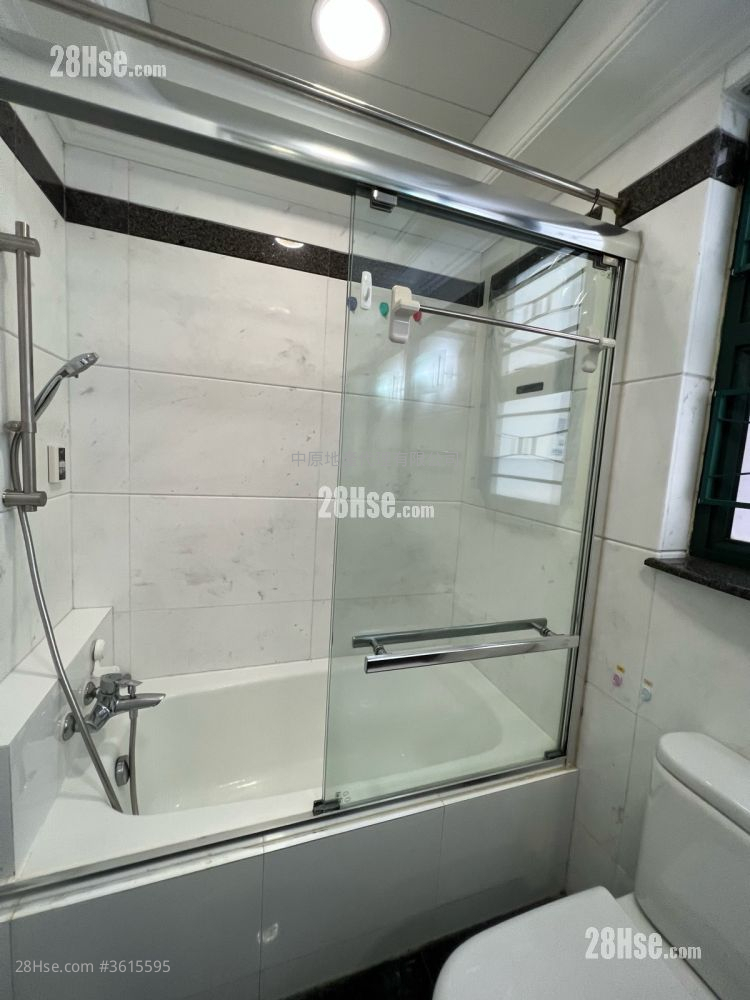 Villa Esplanada Sell 3 Bedrooms , 2 Bathrooms 684 ft² Villa Esplanada Sell 3 Bedrooms , 2 Bathrooms 684 ft²