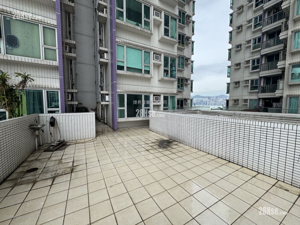 Grand Waterfront Sell 2 Bedrooms , 1 Bathroom 332 ft² Grand Waterfront Sell 2 Bedrooms , 1 Bathroom 332 ft²