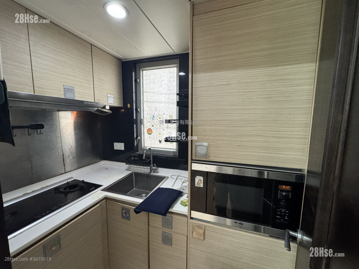 Grand Waterfront Sell 2 Bedrooms , 1 Bathroom 332 ft² Grand Waterfront Sell 2 Bedrooms , 1 Bathroom 332 ft²