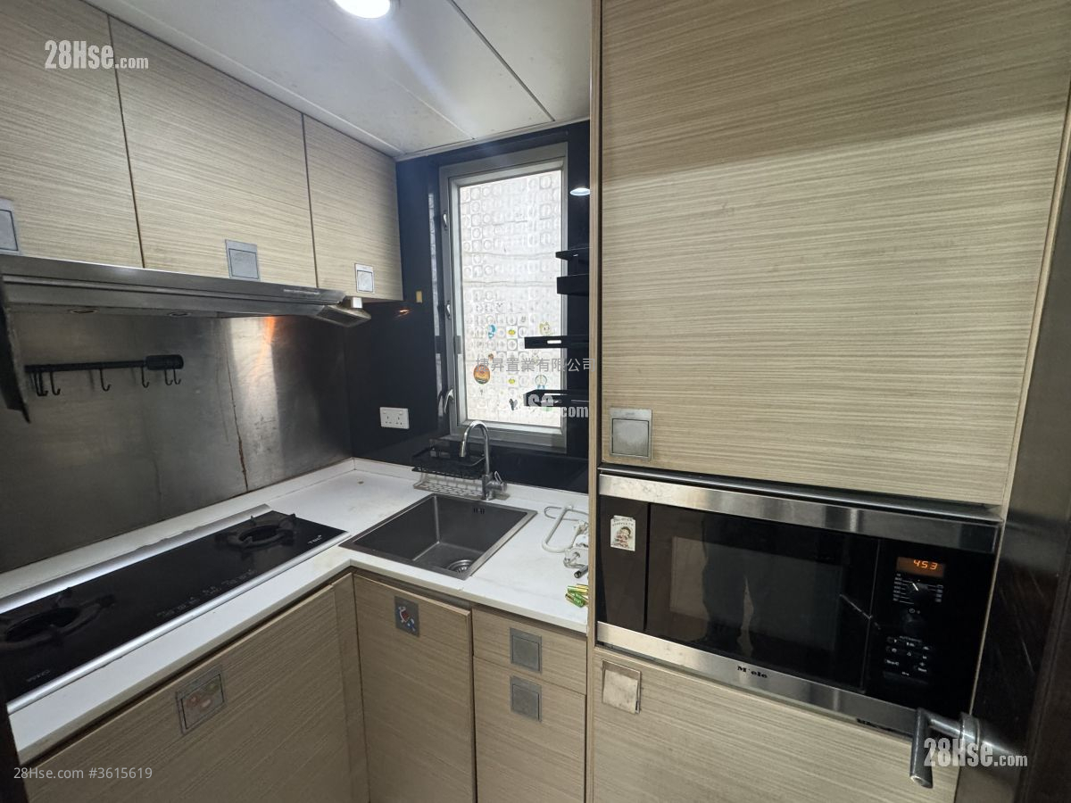 Grand Waterfront Sell 2 Bedrooms , 1 Bathroom 332 ft² Grand Waterfront Sell 2 Bedrooms , 1 Bathroom 332 ft²