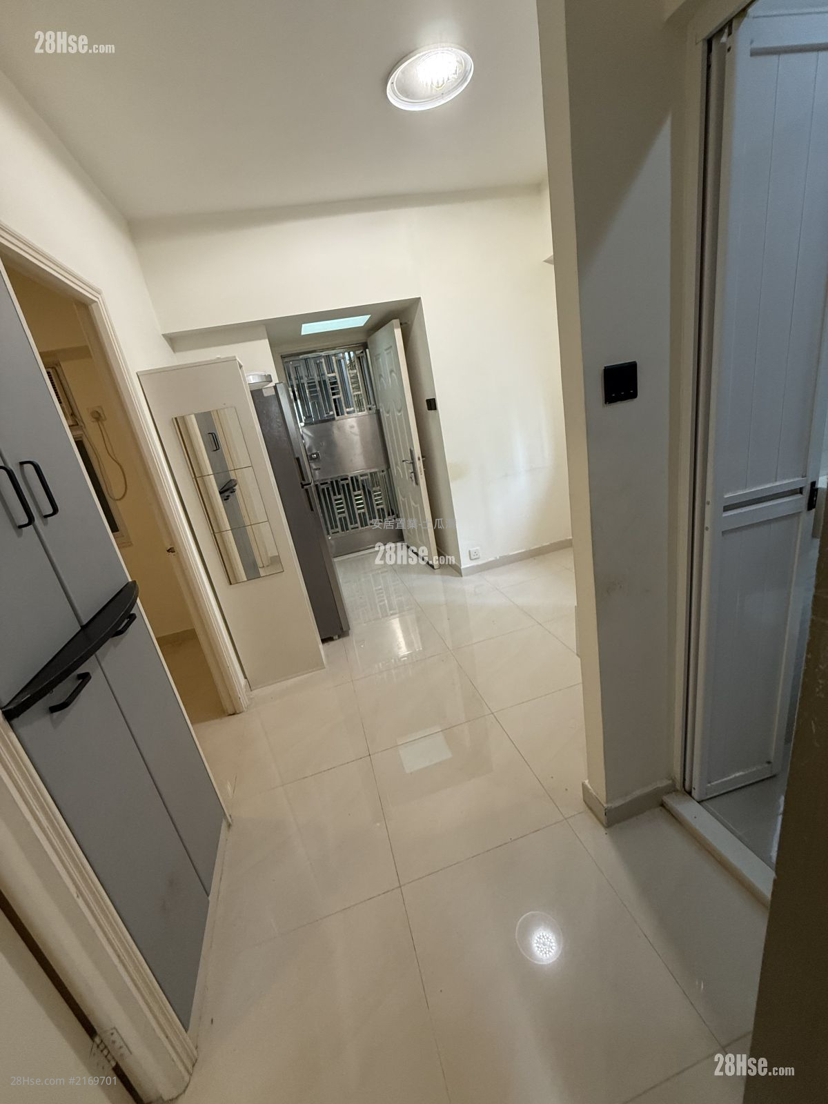 Honour Building Rental 2 Bedrooms , 1 Bathroom 311 ft² Honour Building Rental 2 Bedrooms , 1 Bathroom 311 ft²