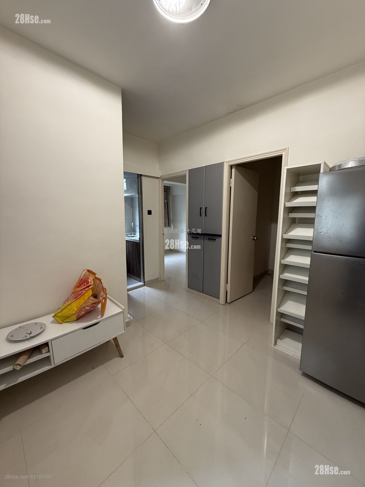 Honour Building Rental 2 Bedrooms , 1 Bathroom 311 ft² Honour Building Rental 2 Bedrooms , 1 Bathroom 311 ft²