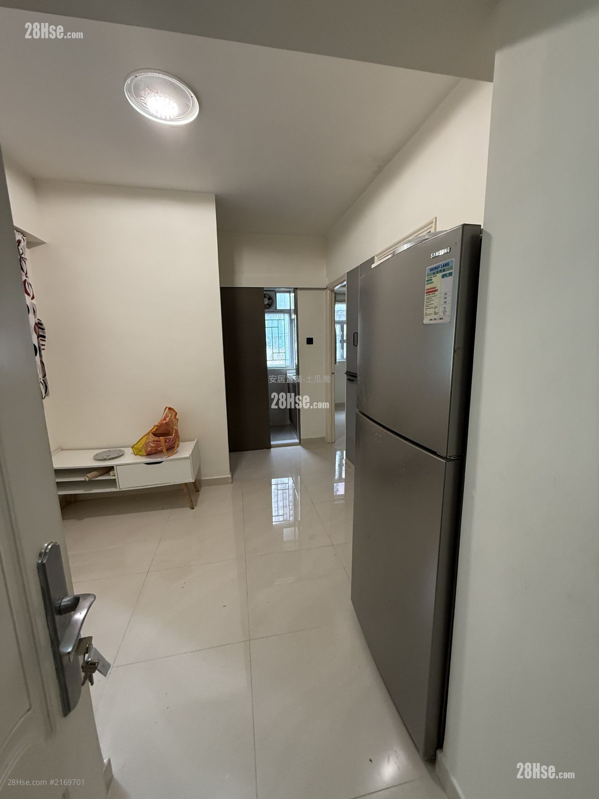 Honour Building Rental 2 Bedrooms , 1 Bathroom 311 ft² Honour Building Rental 2 Bedrooms , 1 Bathroom 311 ft²